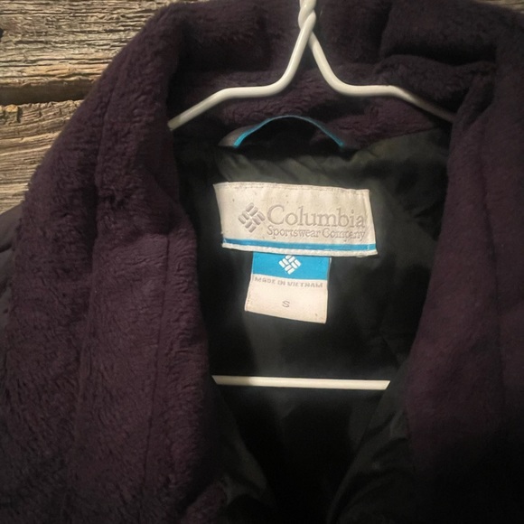 Women's Columbia Jacket - Picture 3 of 7